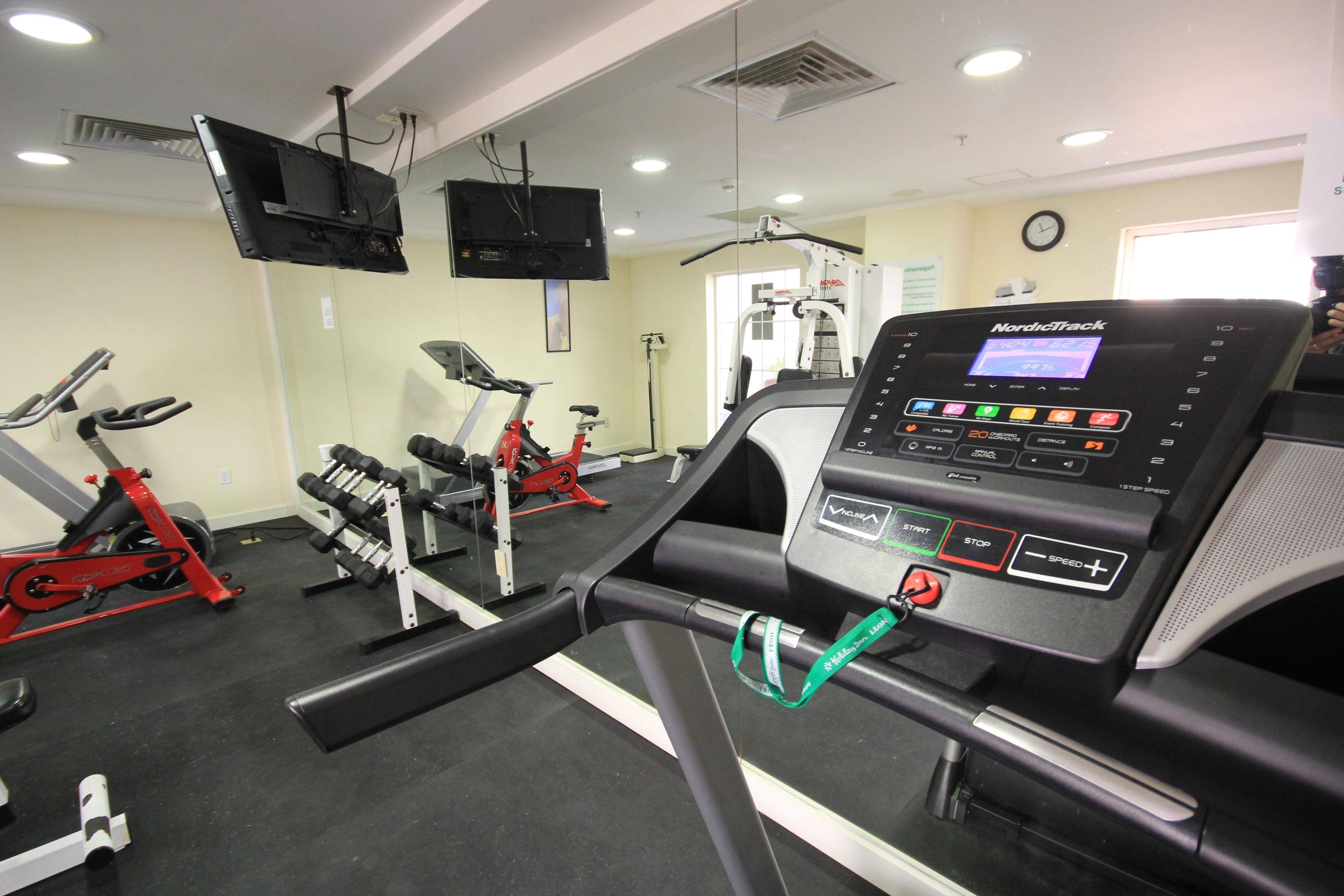 Holiday Inn Leon-Convention Center By Ihg Esterno foto