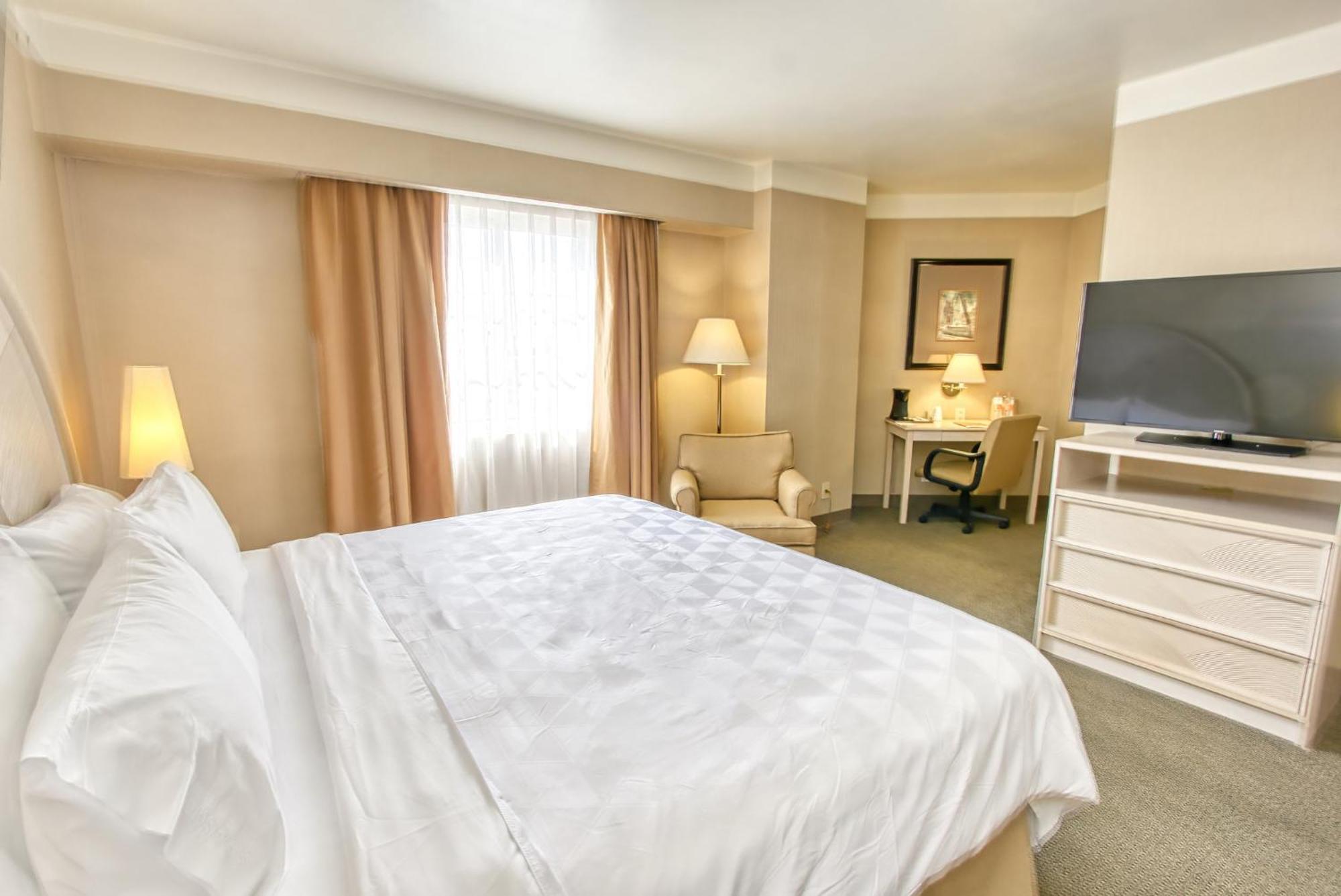 Holiday Inn Leon-Convention Center By Ihg Esterno foto
