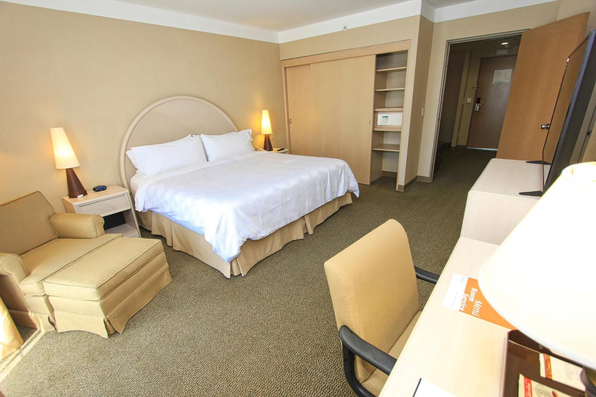 Holiday Inn Leon-Convention Center By Ihg Esterno foto