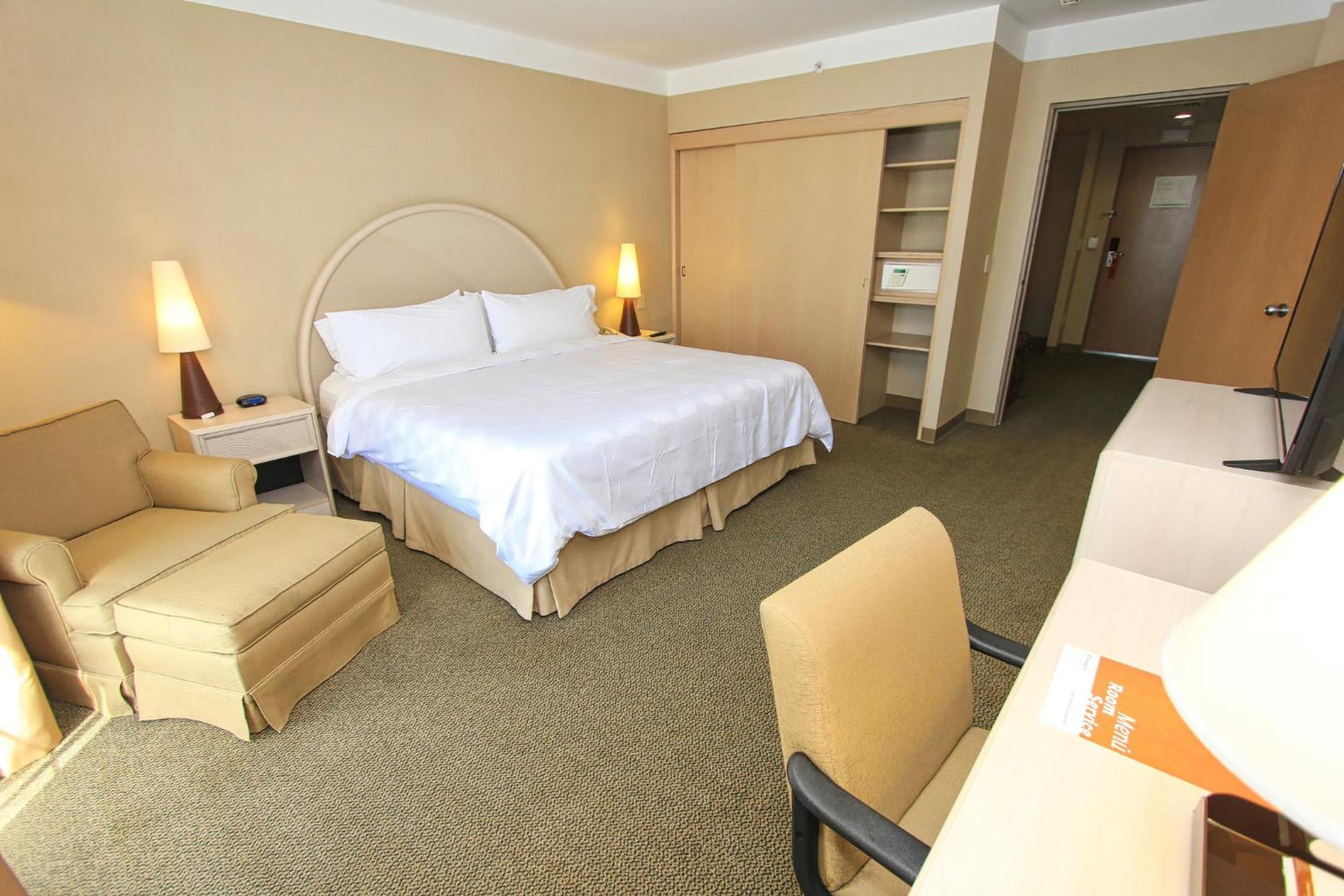 Holiday Inn Leon-Convention Center By Ihg Esterno foto