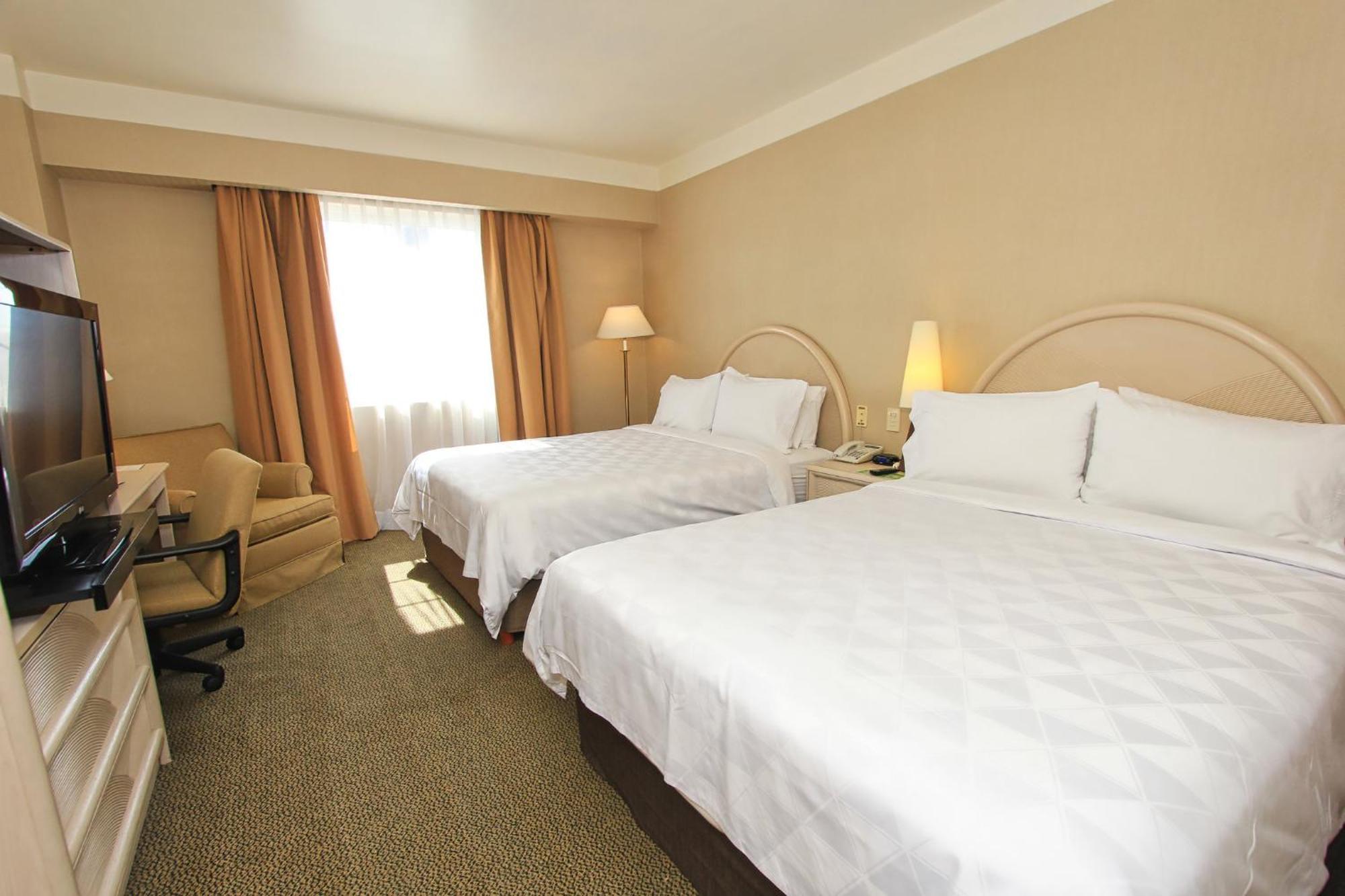 Holiday Inn Leon-Convention Center By Ihg Esterno foto