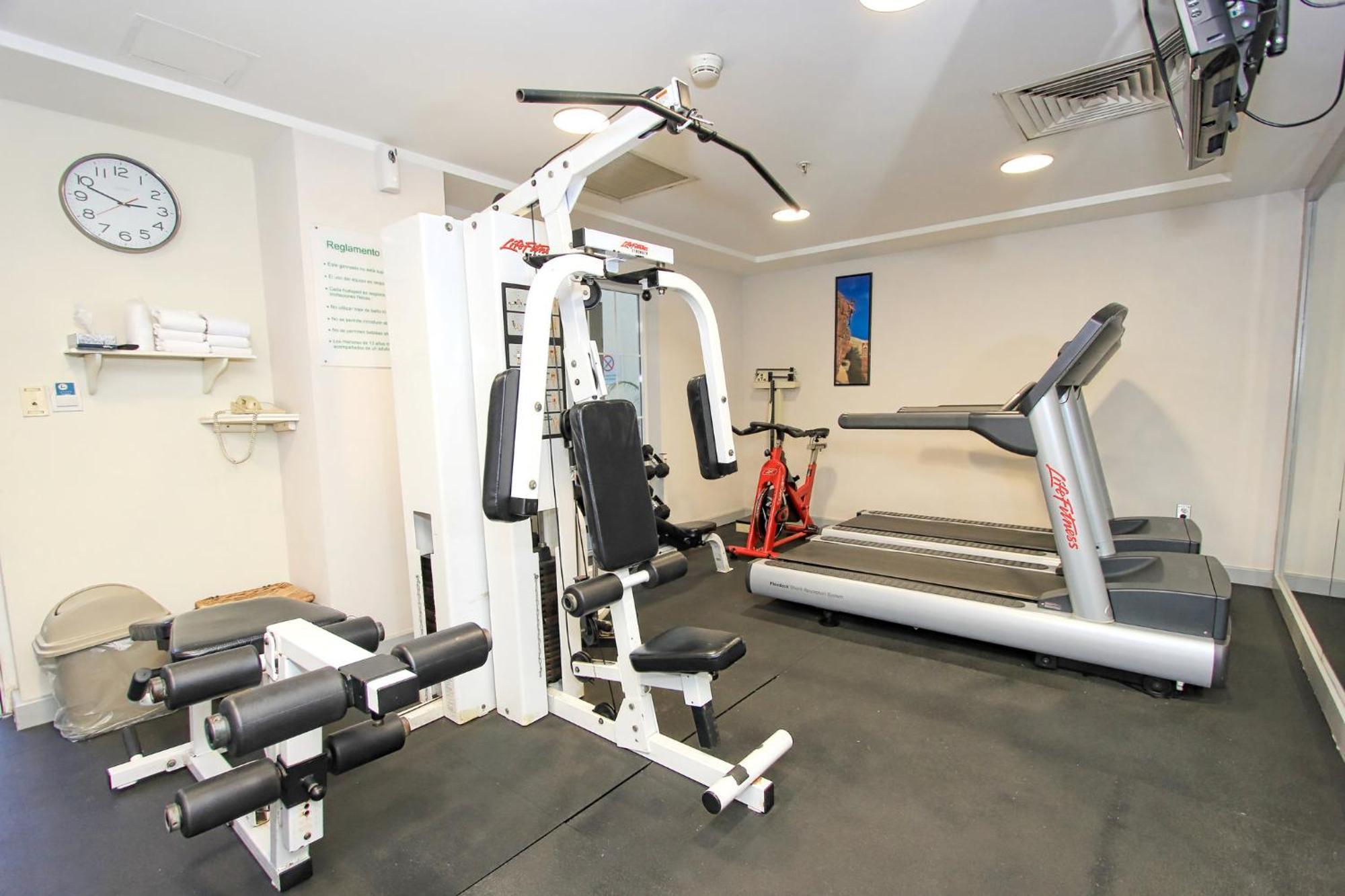 Holiday Inn Leon-Convention Center By Ihg Esterno foto