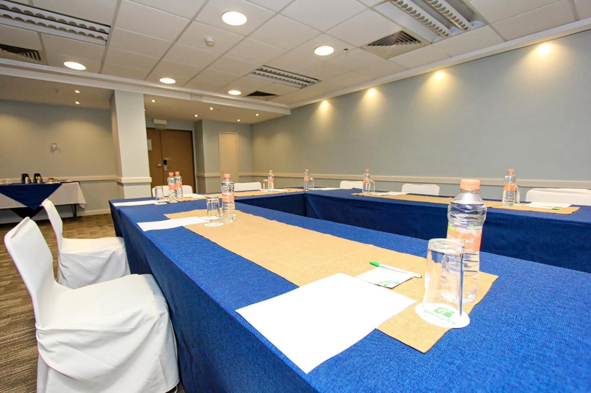 Holiday Inn Leon-Convention Center By Ihg Esterno foto