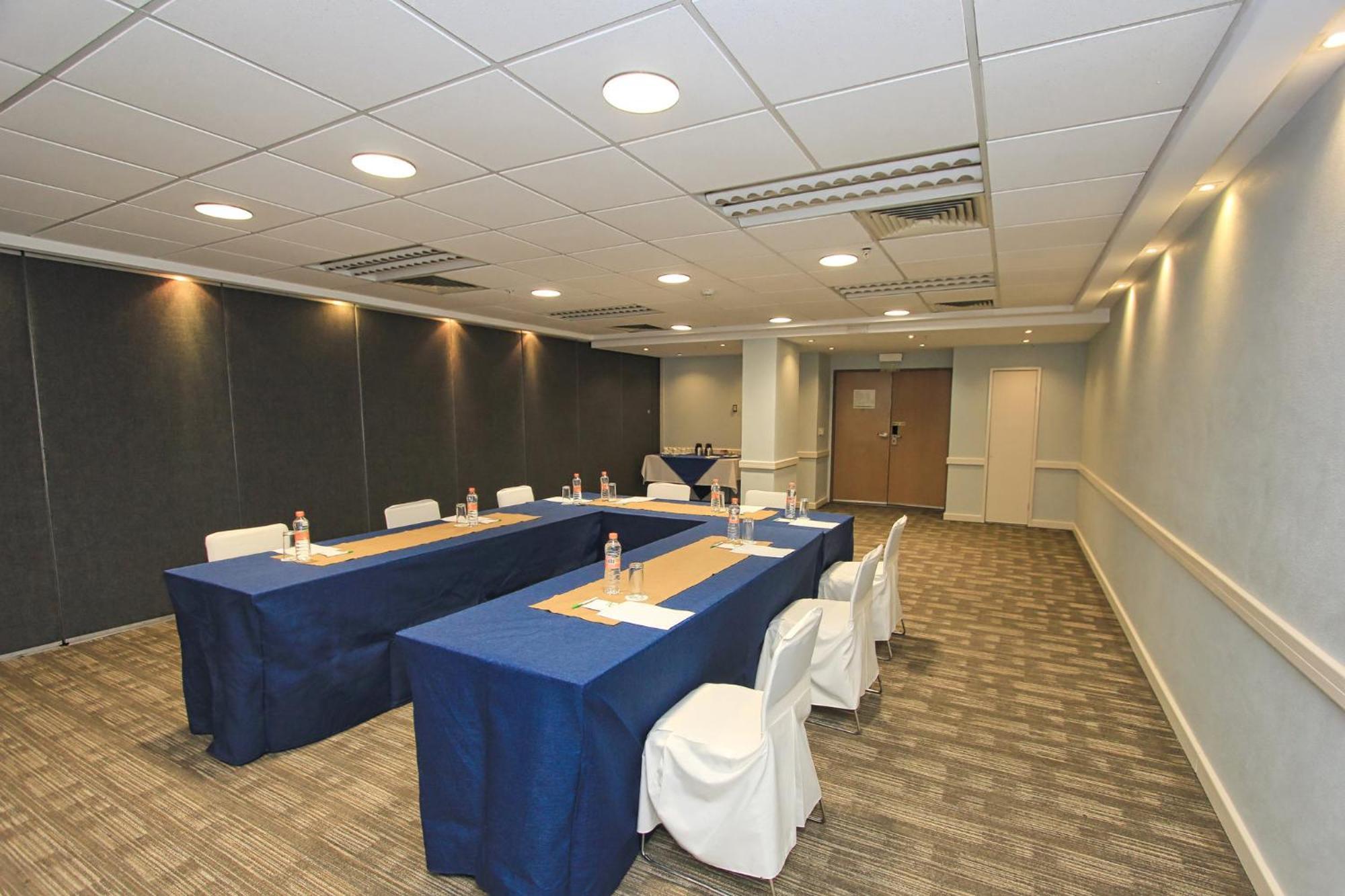 Holiday Inn Leon-Convention Center By Ihg Esterno foto