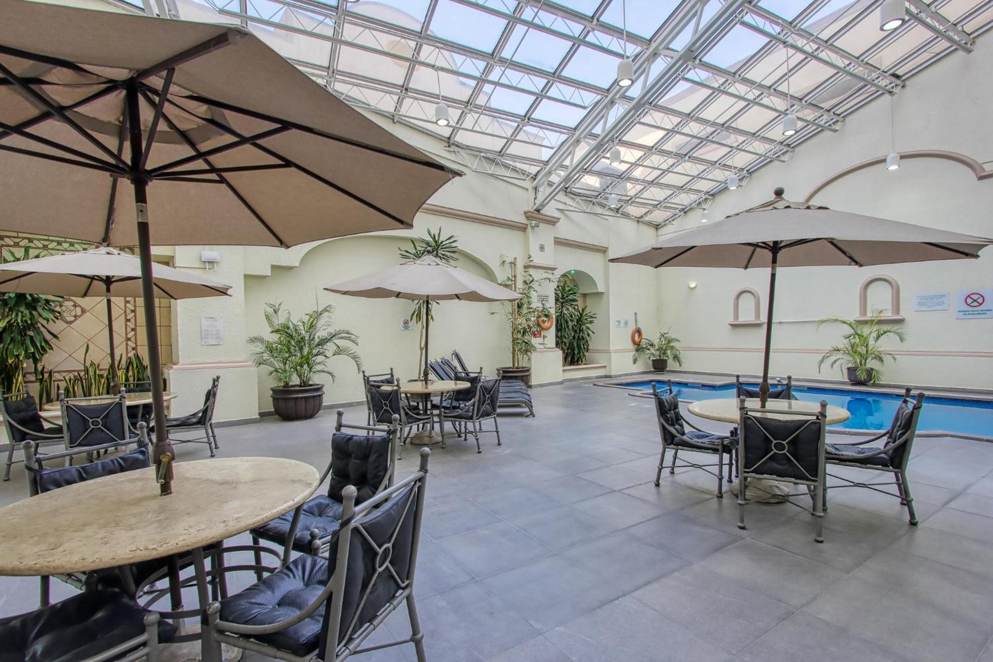 Holiday Inn Leon-Convention Center By Ihg Esterno foto